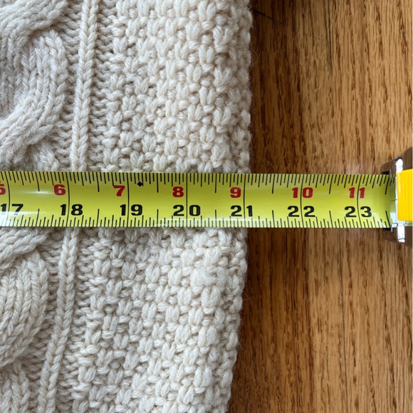Cozy Cable Knit Wool Sweater - Cream - Picture 6 of 11